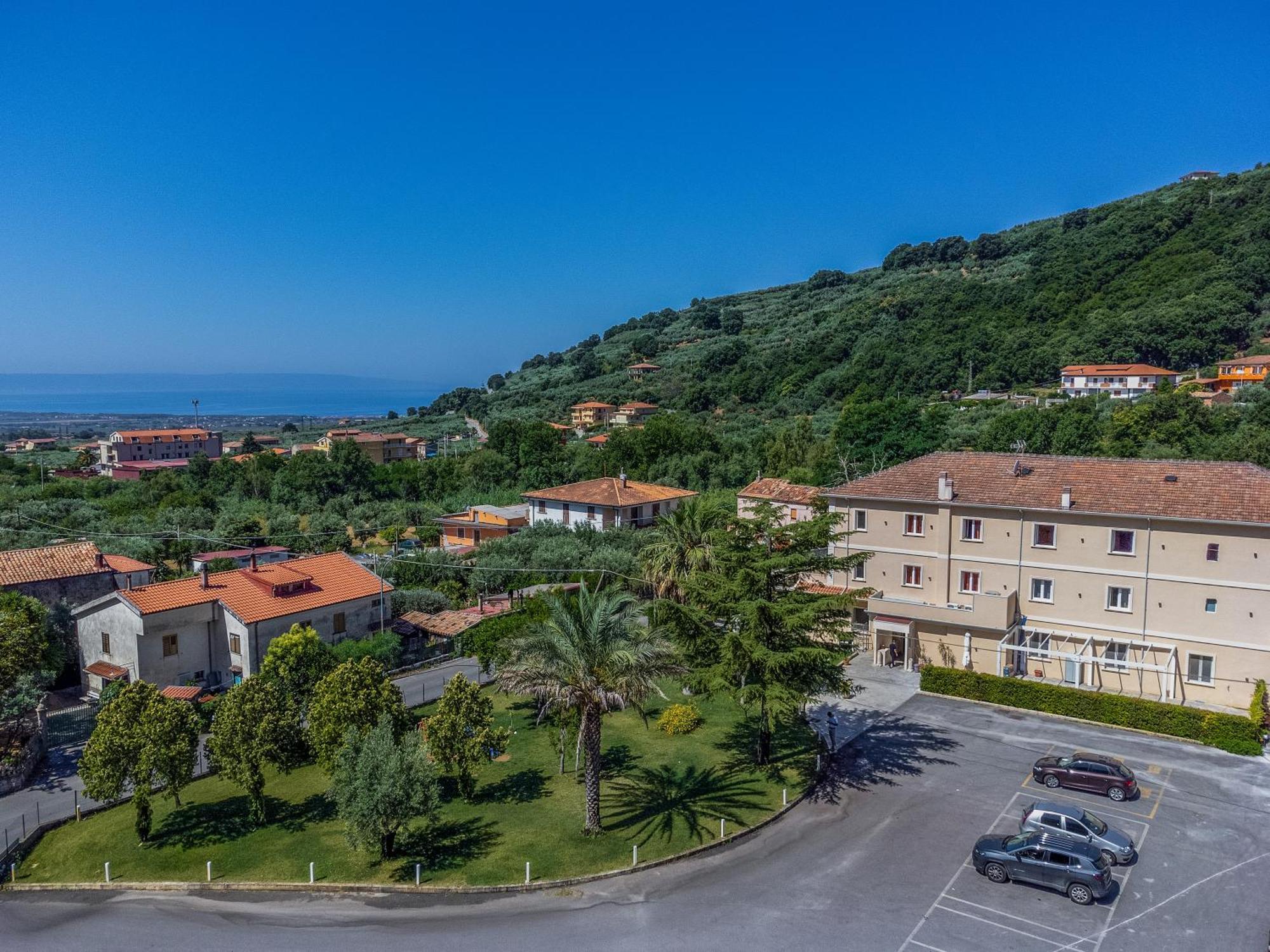 Hotel Ristorante La Mimosa Lamezia Terme Eksteriør billede
